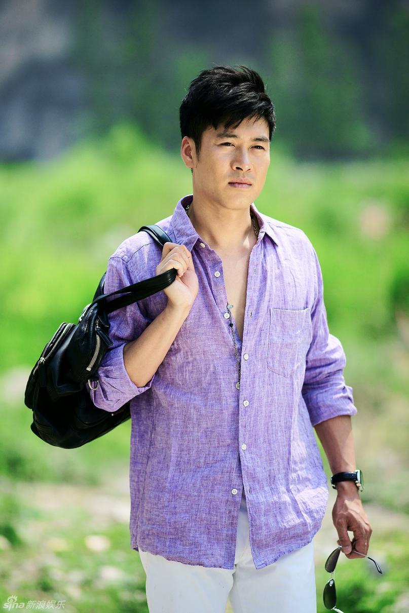 孙玮游走香格里拉