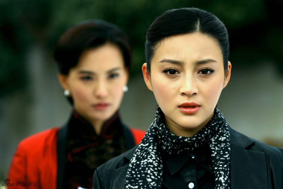 组图:《螳螂》江苏将播 甘婷婷变身霹雳娇娃_高清图集_新浪网