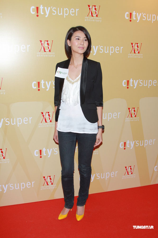 蔡一智等出席活动 蒙嘉慧生日郑伊健送钻饰