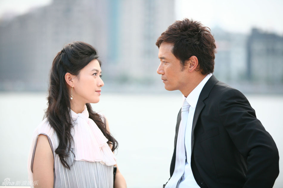 组图:《金枝玉叶》热播 田海蓉苗侨伟办公室恋情_高清图集_新浪网