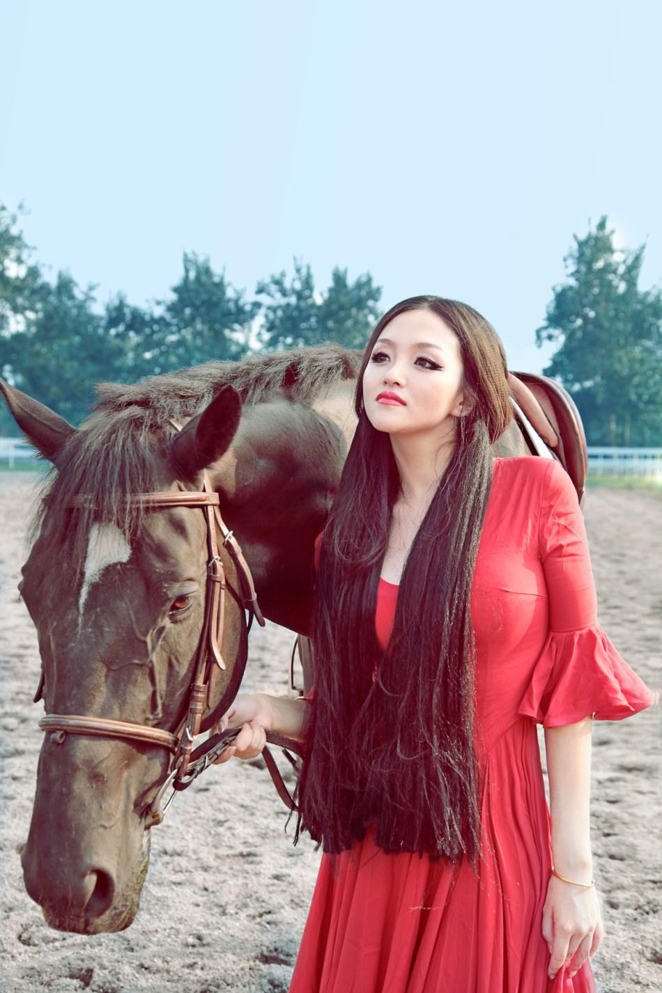 卫小雨身姿曼妙