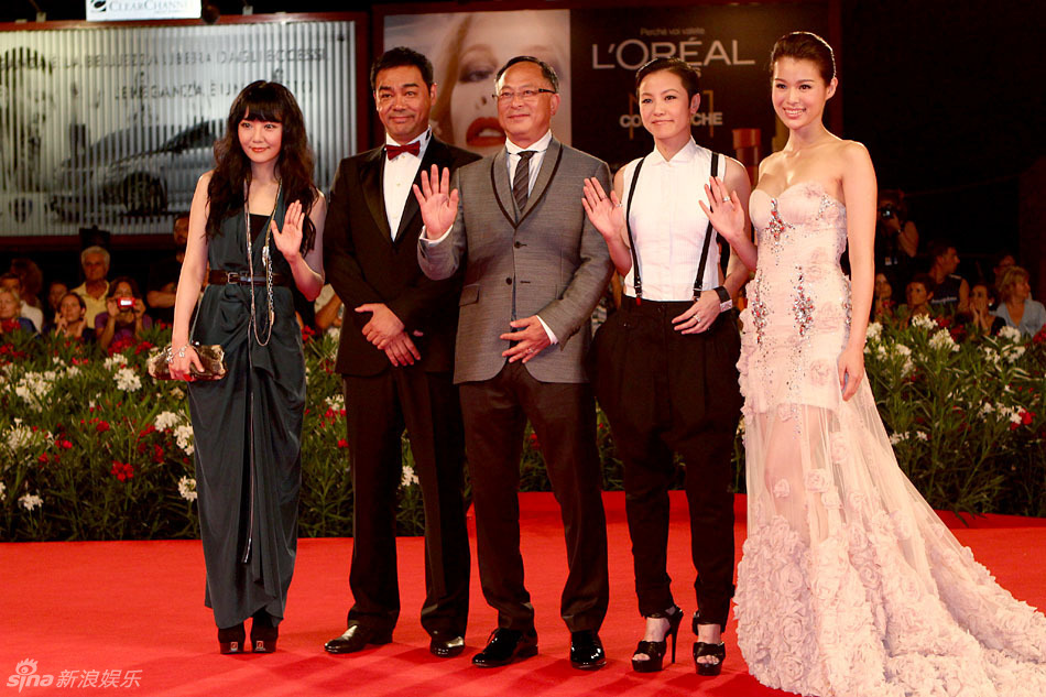 组图:杜琪峰《夺命金》首映 胡杏儿长裙华丽_高清图集_新浪网