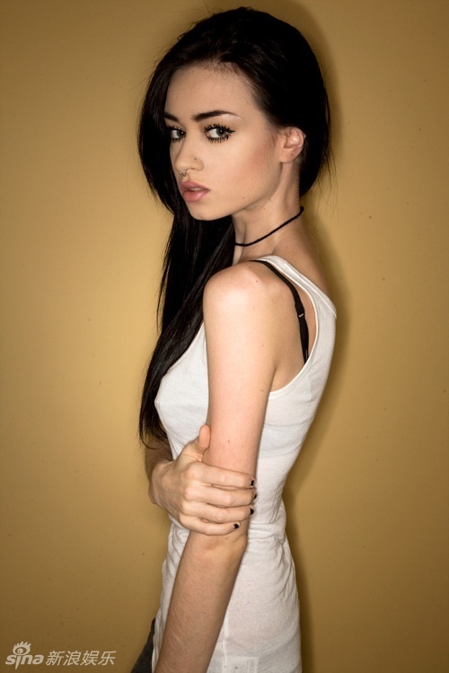 组图:个性嫩模felice fawn百张美图 抗拒潜规则_高清图集_新浪网