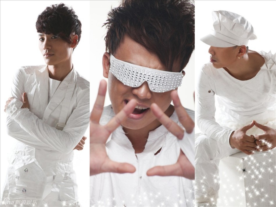 阿里郎组合打造专场 新舞台造型全新亮相