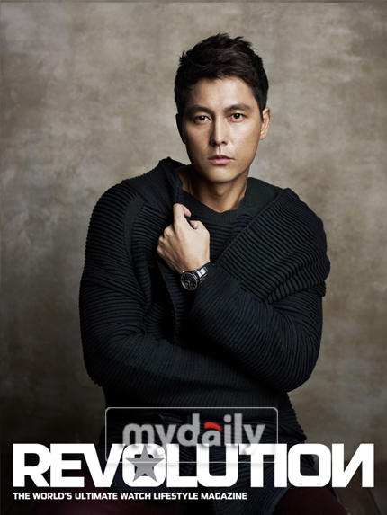 韩星郑宇成拍杂志写真