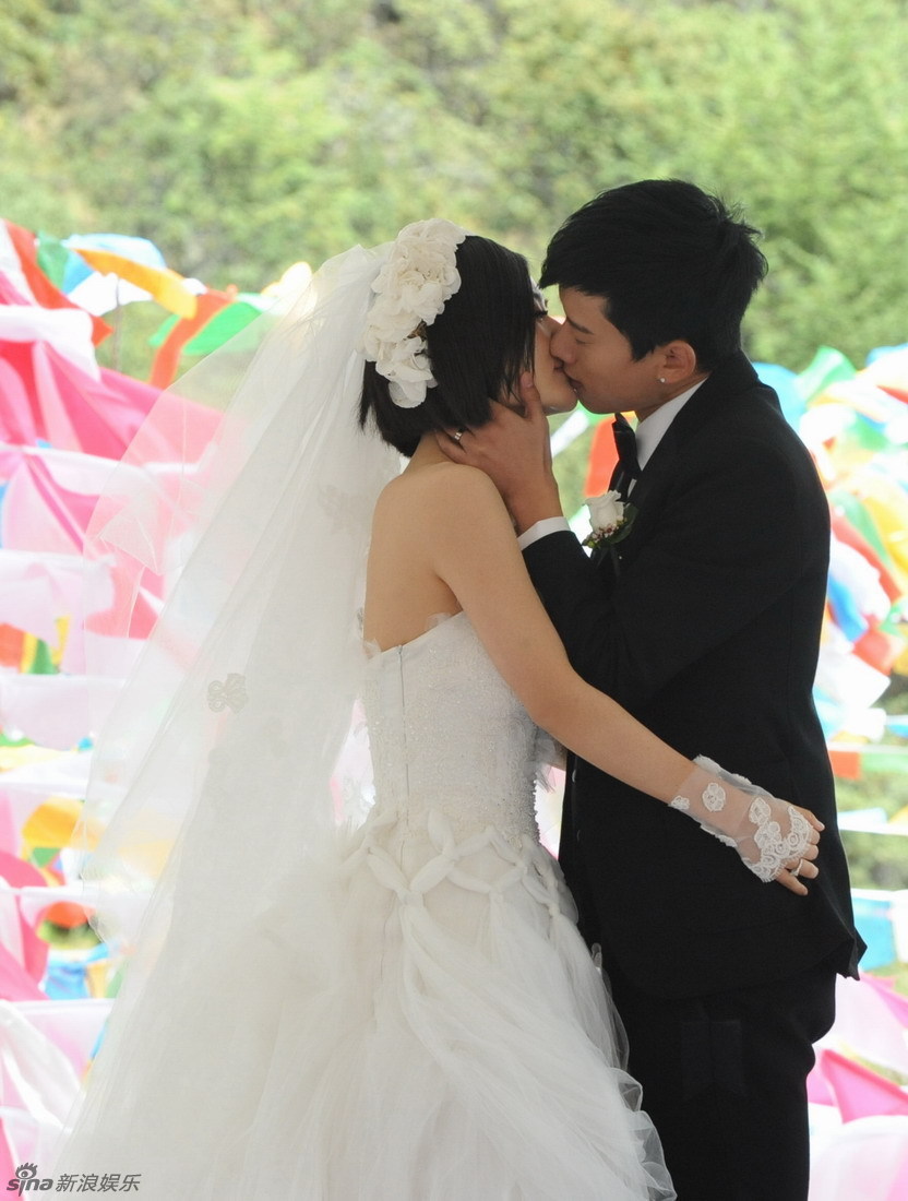 张杰谢娜香格里拉大婚