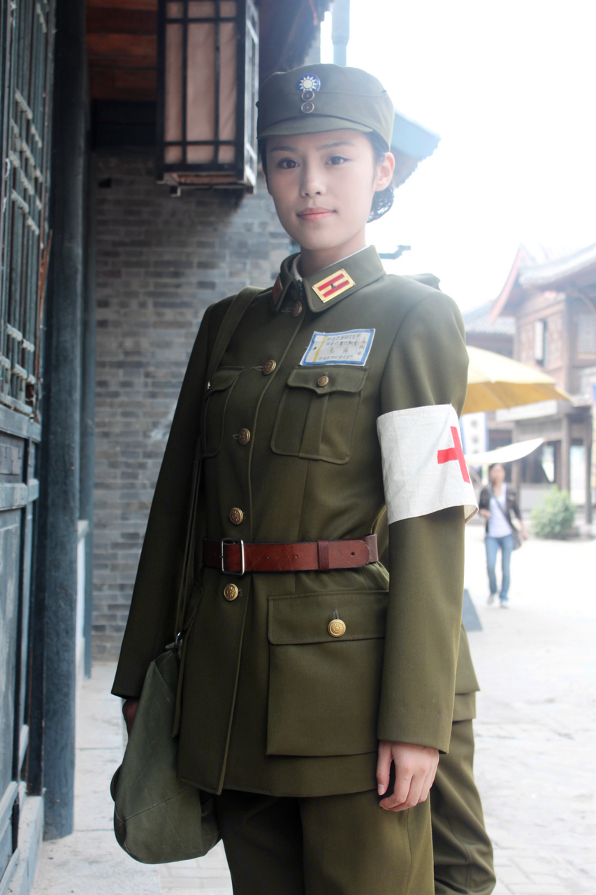 组图:韩丹彤《战地花开》杀青 唯美剧照曝光_高清图集_新浪网