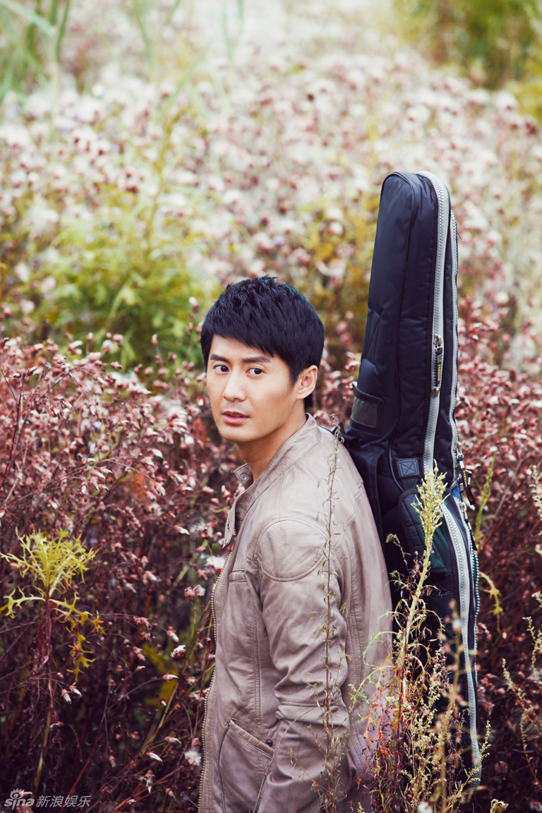 组图:张天其推音乐采风写真 为《命运交响曲》献声_高清图集_新浪网