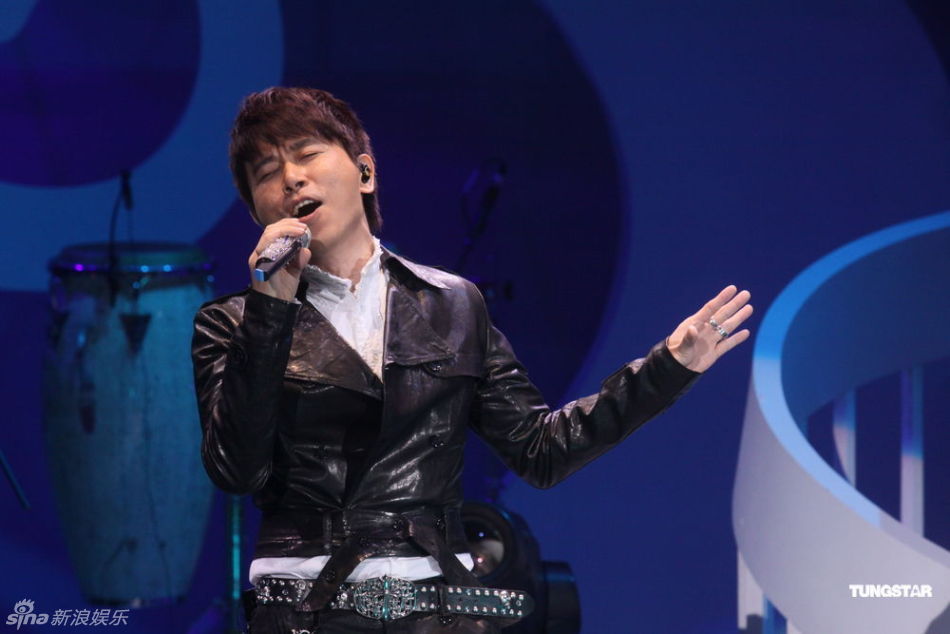伍思凯15年后台北再开唱