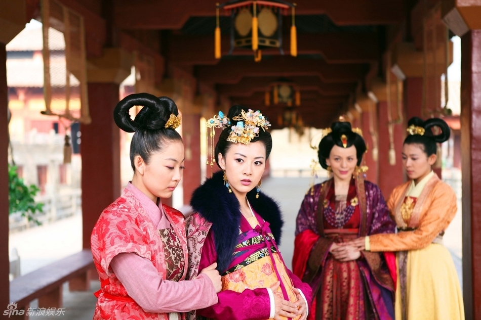 组图:刘梓娇《倾世皇妃》饰刁蛮公主让人又爱又恨_高清图集_新浪网