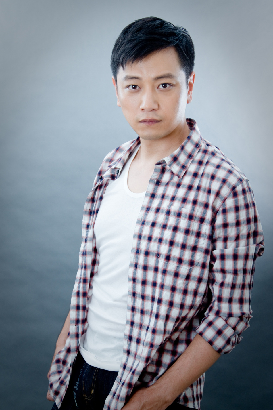 组图:张洪睿倾情加盟《老北风》 秋日写真浮出水面_高清图集_新浪网