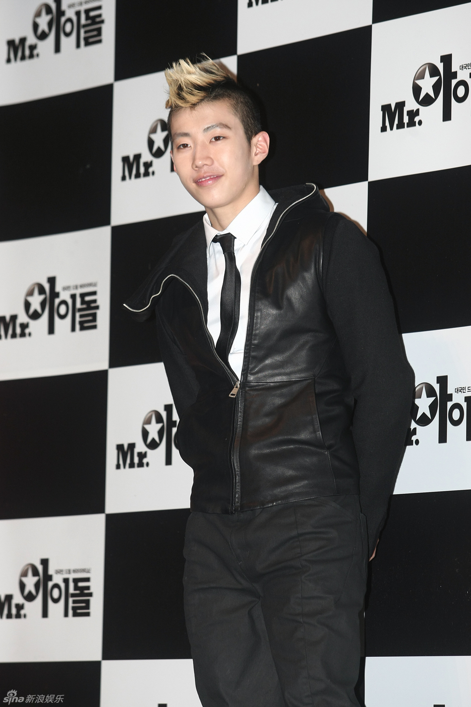 主演金秀路,朴艺珍,池贤宇,朴宰范等出席现场.娃娃发自韩国站