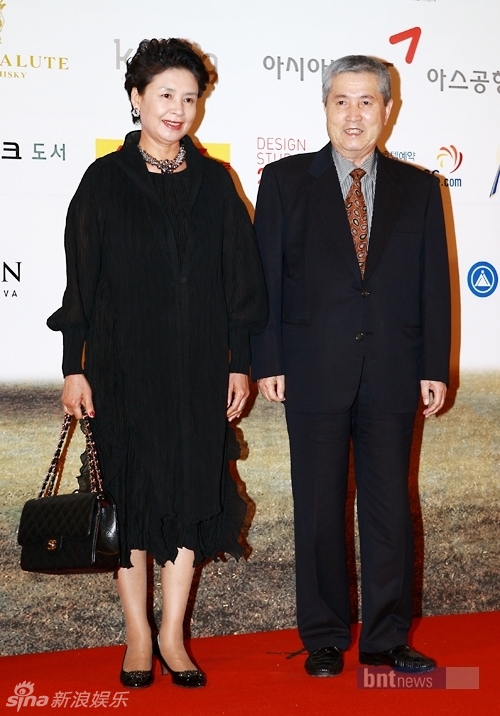 20111102安圣基吴智浩车仁表等出席第9届亚洲国际短篇电影节aisff开幕