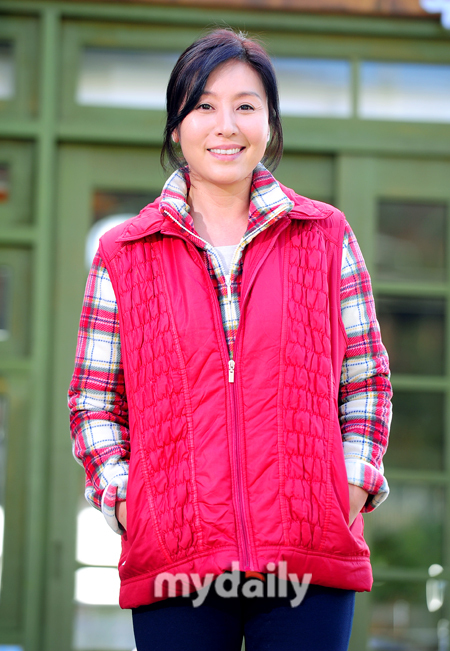 04】【影视】朴敏英,千正明《荣光的在仁》片场照曝光