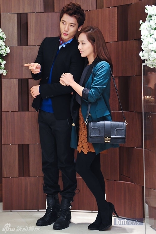 奇泰英柳真夫妇