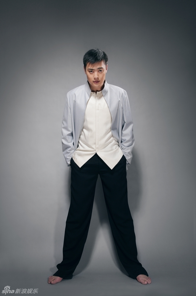 组图:张桐再登杂志 造型个性十足有点"萌"_高清图集_新浪网