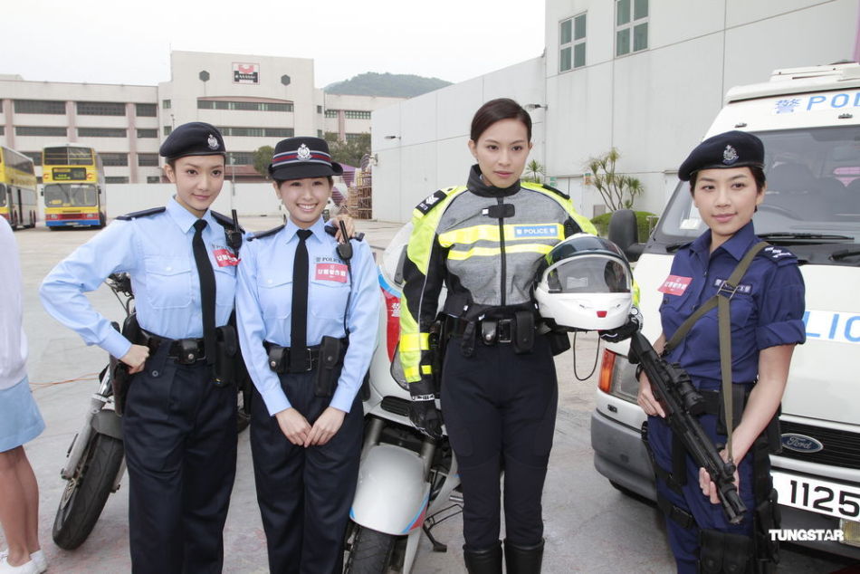 《连环强肝女警》高清完整版