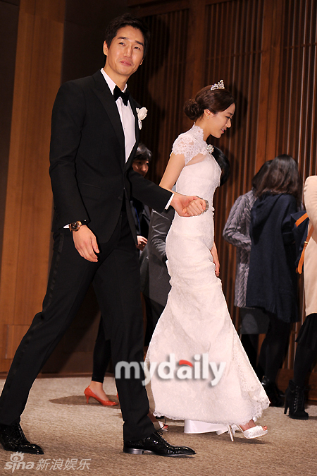 刘智泰,金孝珍2日举行婚礼 文根英郑宇成韩孝珠河智苑宋允儿韩惠珍等