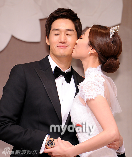 刘智泰,金孝珍2日举行婚礼 文根英郑宇成韩孝珠河智苑宋允儿韩惠珍等