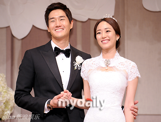 刘智泰,金孝珍2日举行婚礼 文根英郑宇成韩孝珠河智苑宋允儿韩惠珍等