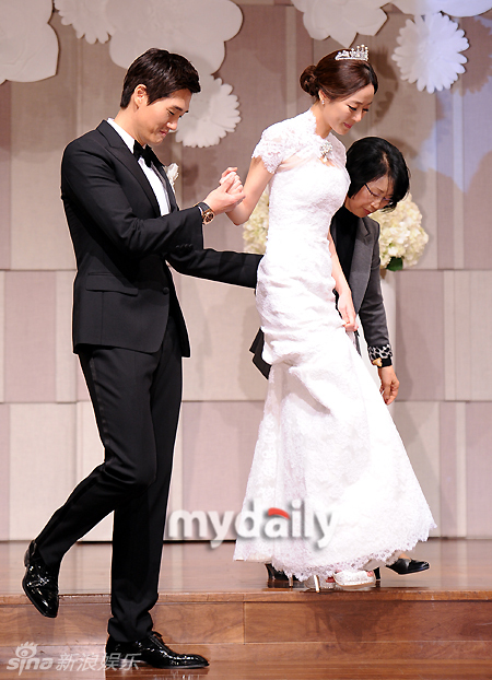 刘智泰,金孝珍2日举行婚礼 文根英郑宇成韩孝珠河智苑宋允儿韩惠珍等