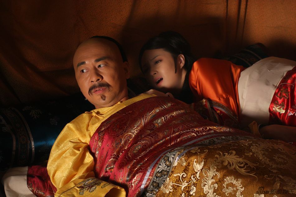 甄嬛传陈建斌蒋欣亲密照