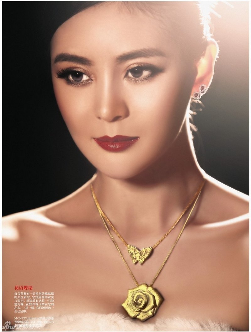 李鑫雨演绎珠宝大片展示性感与奢华