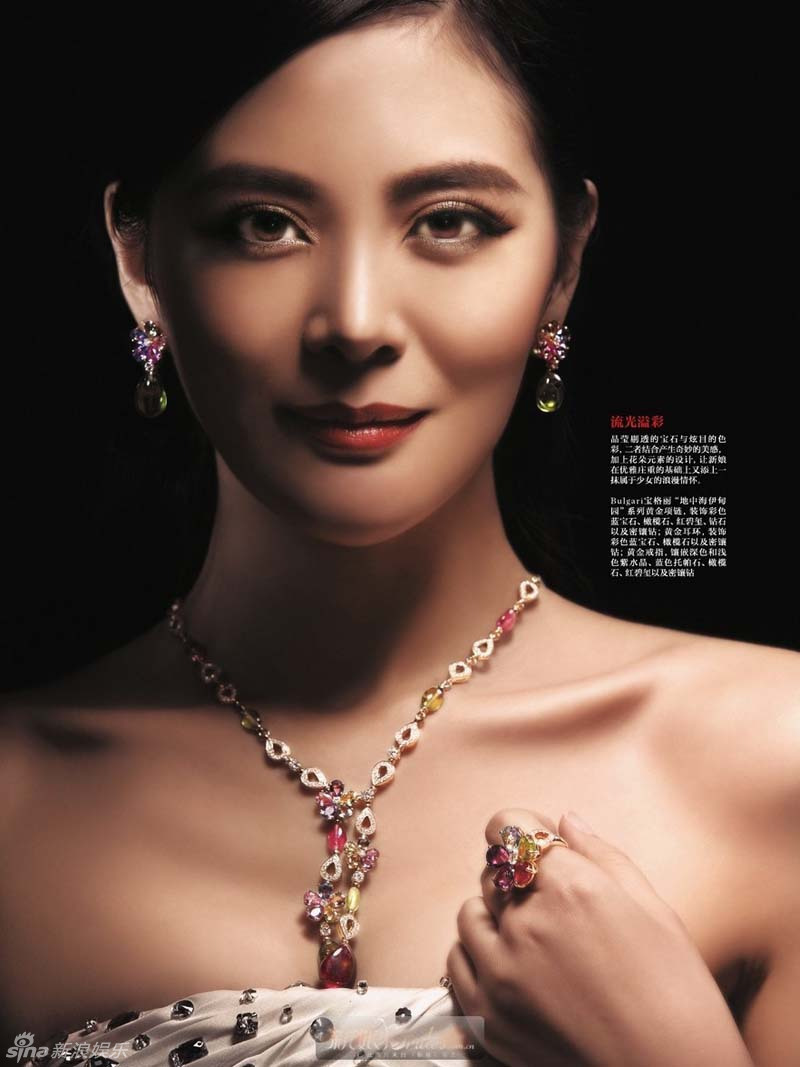李鑫雨演绎珠宝大片展示性感与奢华