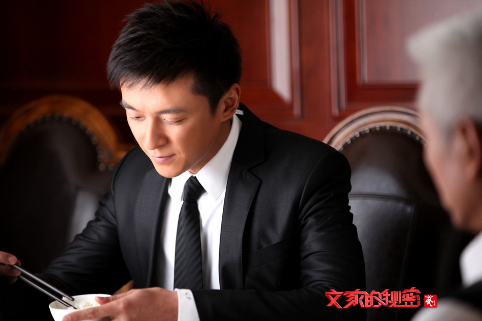 朱雨辰在剧中一直由高雄呵护成长