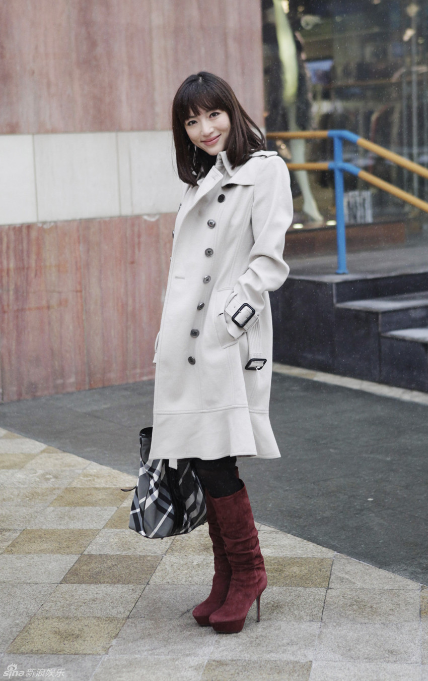 性感女星叶倩云