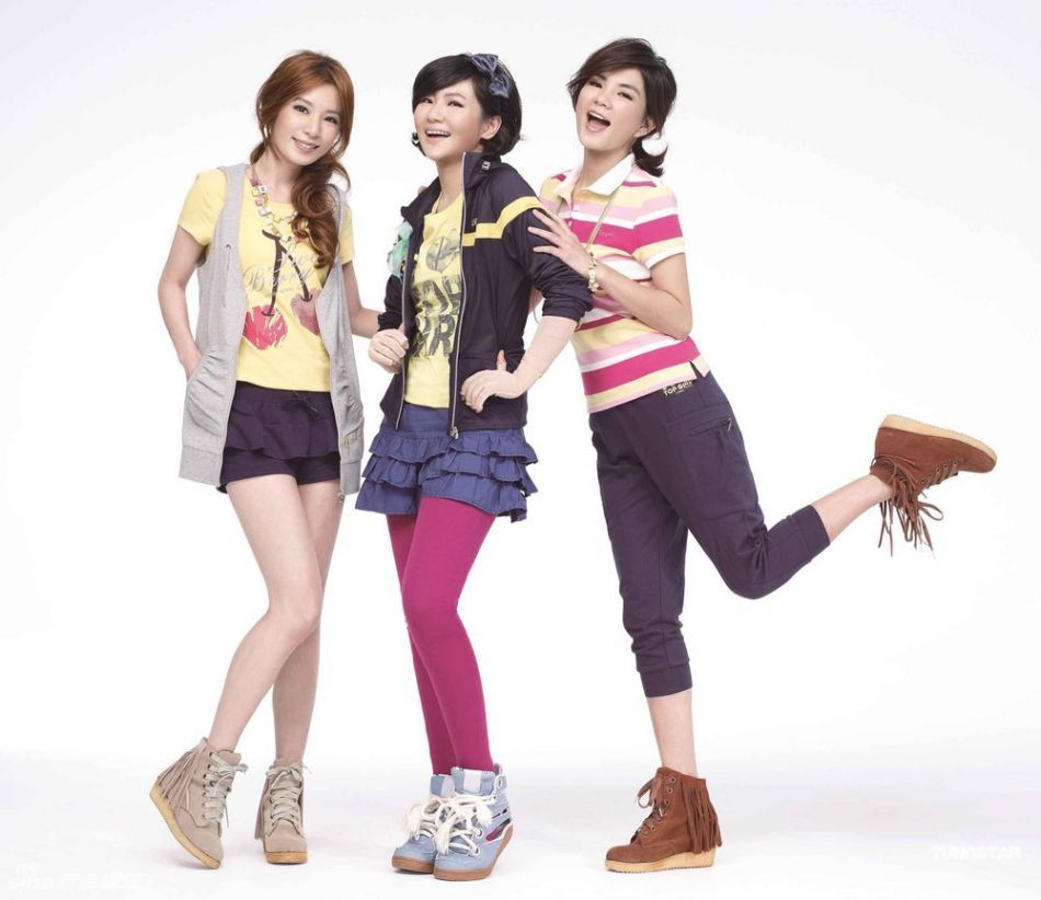 s.h.e合体拍广告