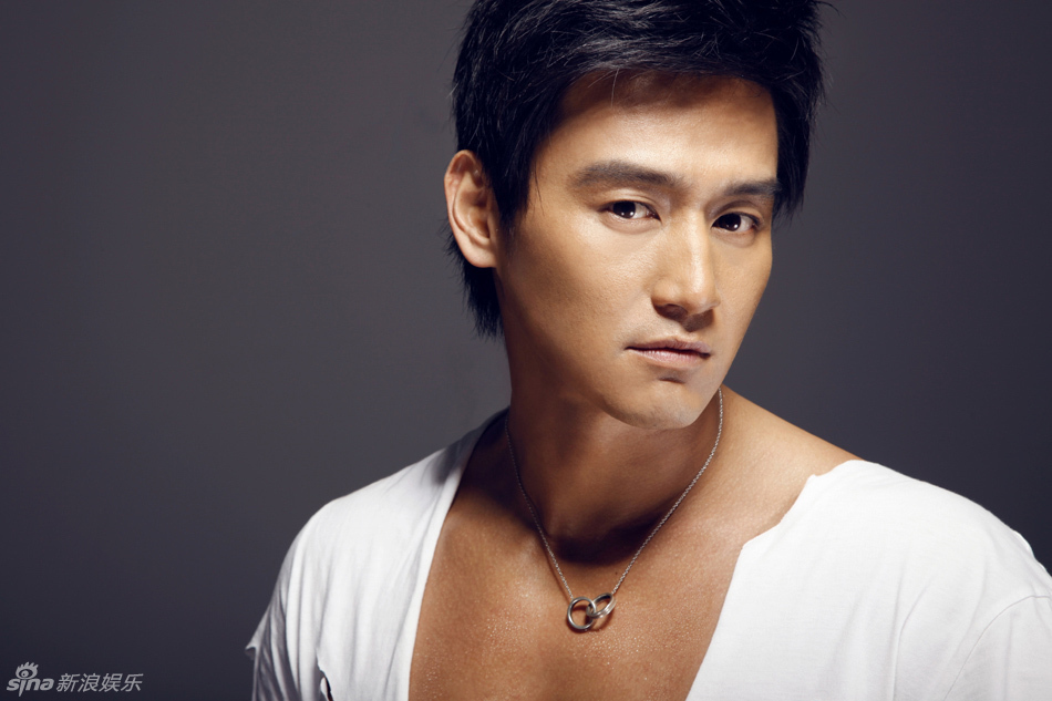 张天霖开年写真曝光