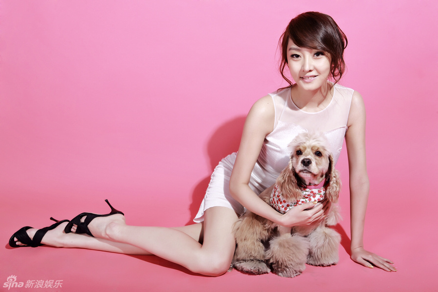 组图:刘洋登宠物杂志封面 温暖出镜尽显大气_高清图集_新浪网