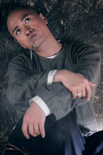 组图:何晟铭《功夫乾隆》剧照 多套华服打造萌帝_高清图集_新浪网