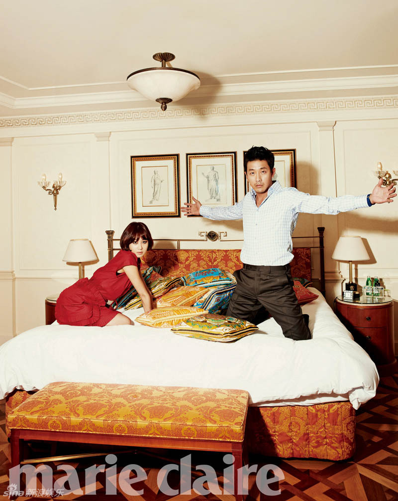 河正宇,孔孝真拍写真