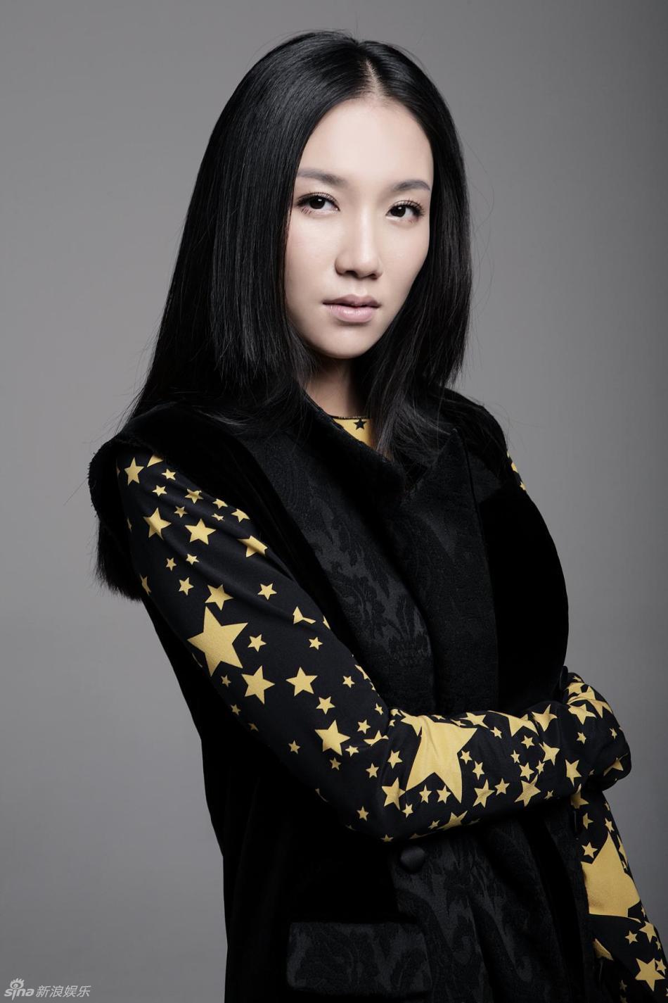 组图:王黎雯朋克风新片 干练清爽诱惑难挡_高清图集_新浪网