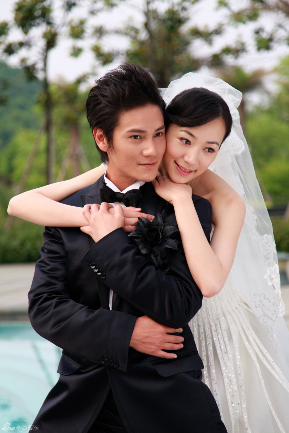 组图:《偏偏爱上你》韩雪丁子峻演绎浪漫婚礼照_高清图集_新浪网