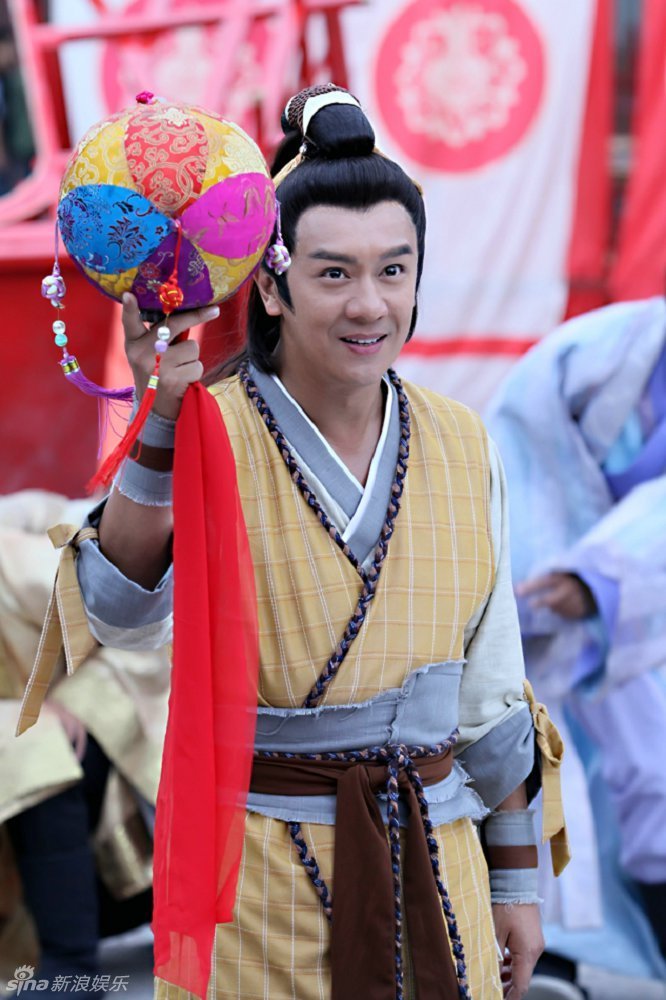 组图:《薛平贵》迎来高潮戏 宣萱抛绣球选夫_高清图集_新浪网