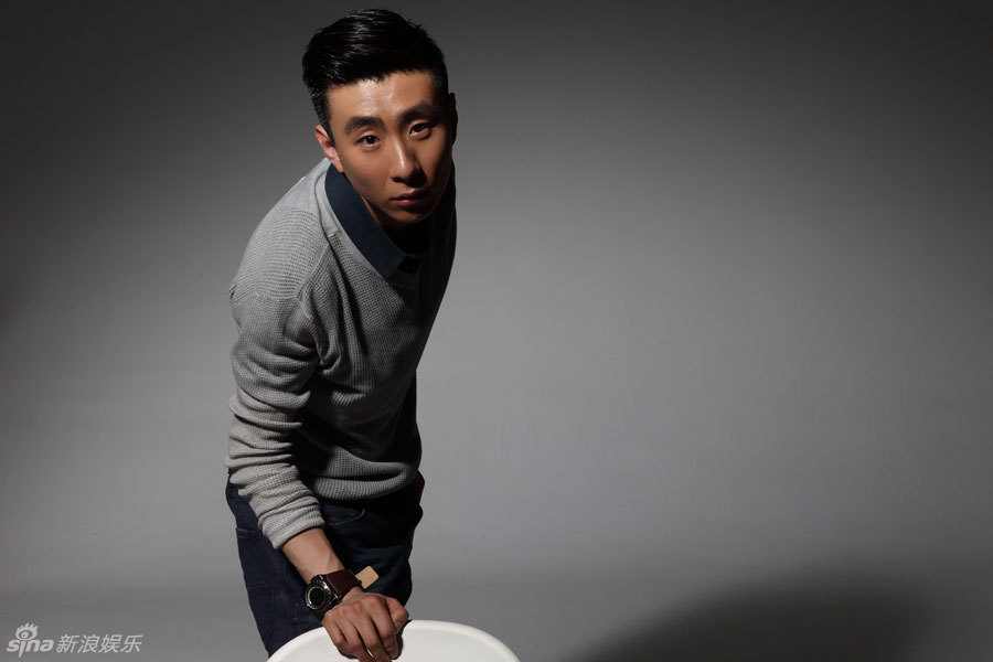 组图:型男于杪鑫写真曝光 展硬汉风魅力十足_高清图集_新浪网