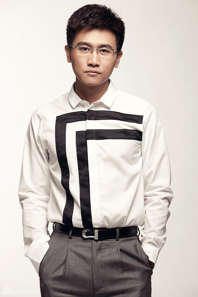 宋柳曝光轻熟男范儿写真