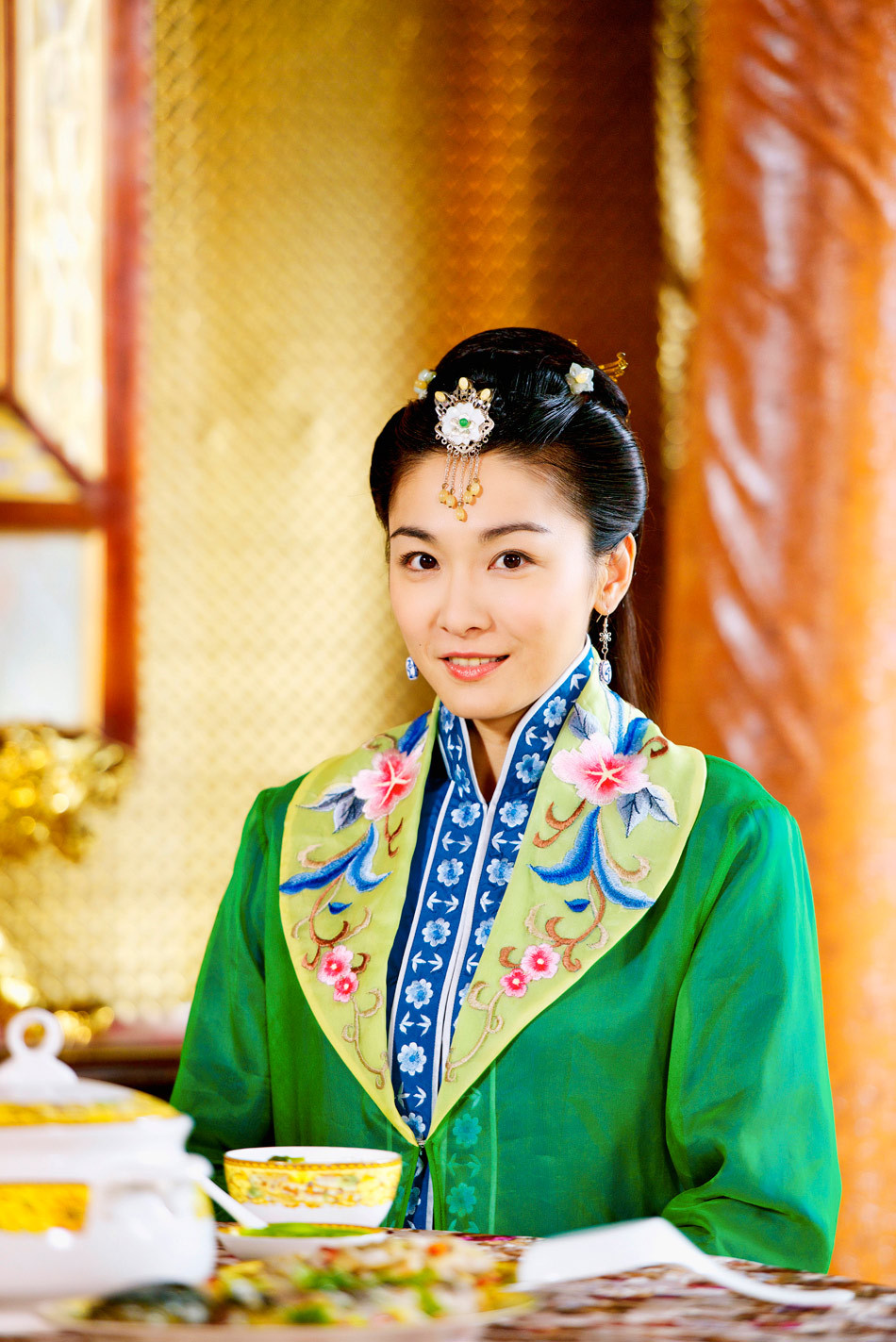 组图:《嫁入豪门》曝剧照 佘诗曼江祖平斗法_高清图集_新浪网