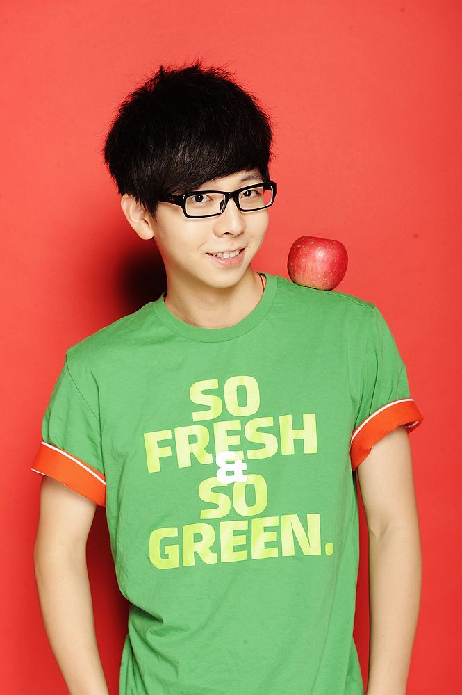 组图:胡夏《当代歌坛》写真曝光 表情斯文经典_高清图集_新浪网