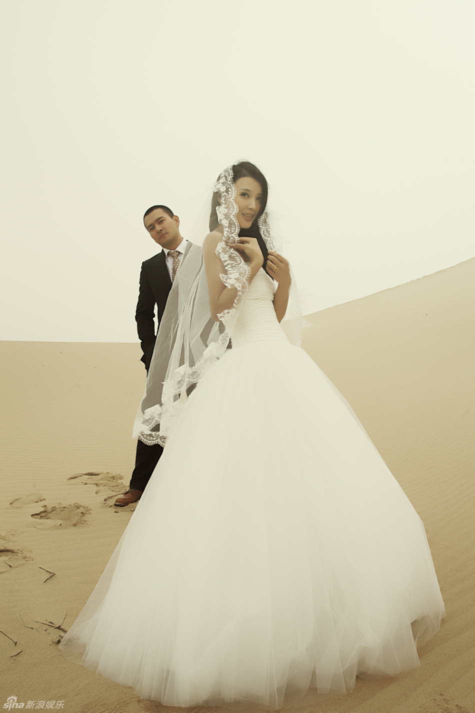 组图:《孝庄秘史》小玉儿白庆琳嫁演员徐僧_高清图集_新浪网