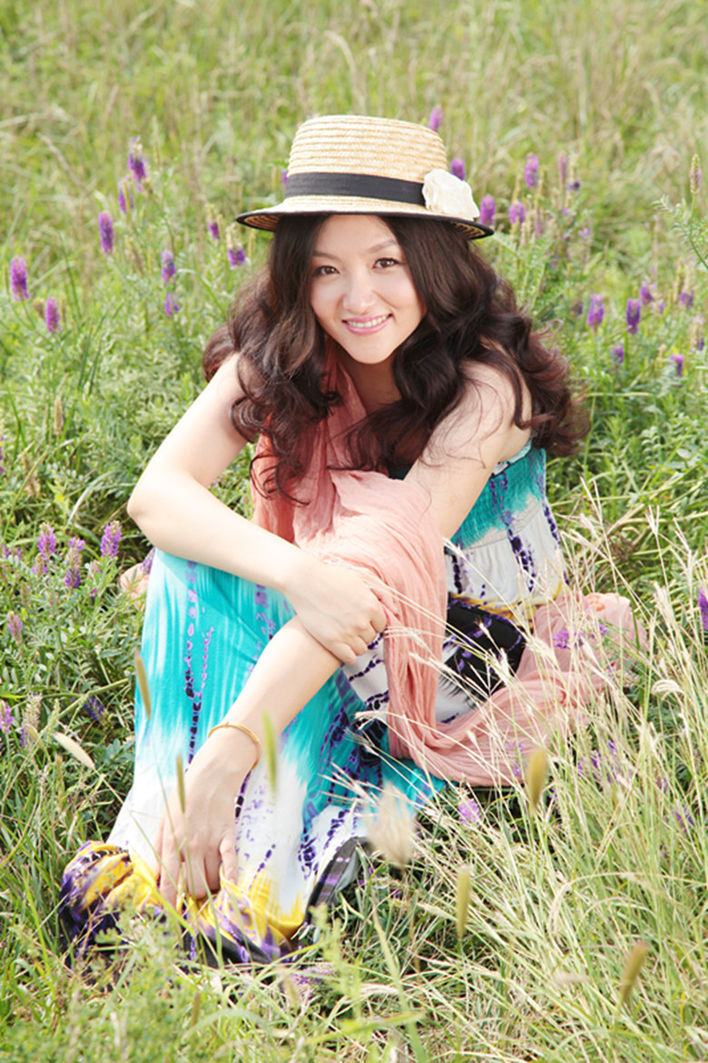 组图:卫小雨《杀狼花》告捷 戏里戏外刚柔并济_高清图集_新浪网