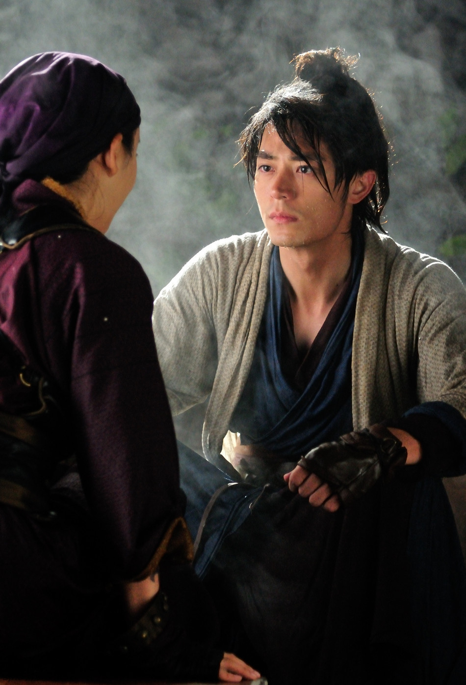 05 11:08:20 1 / 4 新浪娱乐讯 由霍建华主演的《笑傲江湖》曝光一组