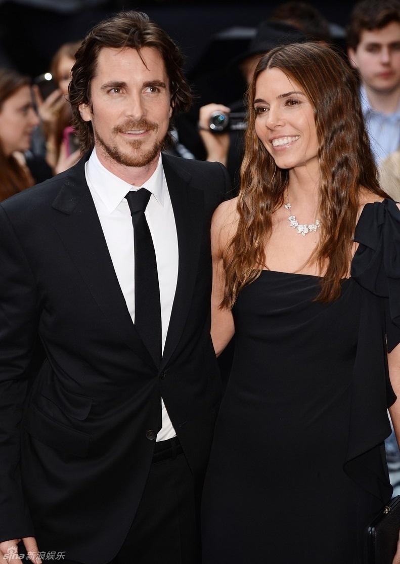 玛丽昂-歌迪亚妩媚妖娆