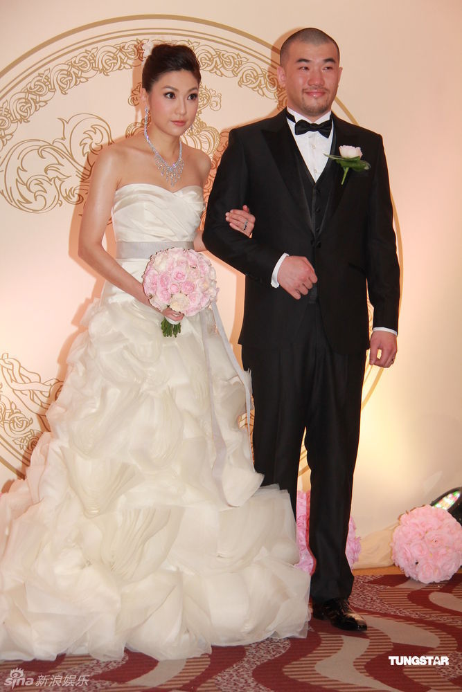 爱女蔡加怡和交往两年多的设计师男友陈汉骢,8月4日在香港举行婚礼