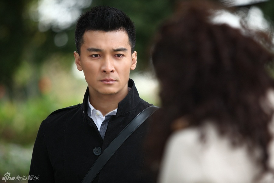 组图:贺刚《北京青年》首演海归展潮男范儿_高清图集_新浪网