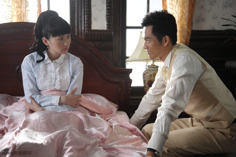 组图: 杨蕊钟汉良《一触即发》谈情说爱_高清图集_新浪网