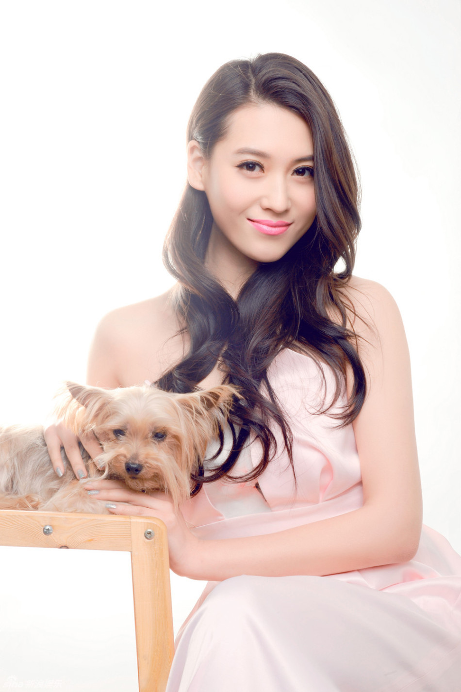 宁丹琳登时尚杂志妩媚